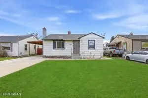 1218 S 8th Ave Ave, Yakima, WA 98902 - #1