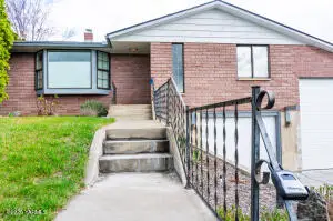 4007 Mountainview Ave, Yakima, WA 98901 - #2