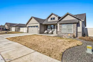 6109 Whitman Ave, Yakima, WA 98903 - #2