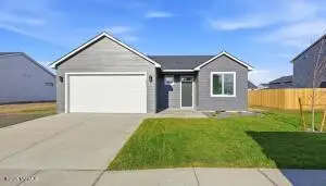 501 Amberly Ave Ave, Grandview, WA 98930 - #1