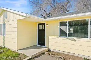 502 S Friedline Rd, Yakima, WA 98908 - #3