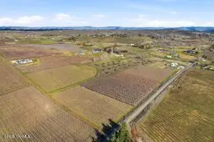 NKA Mize Rd, Yakima, WA 98908 - #1