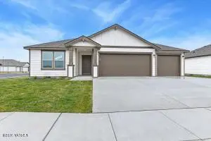 1607 Castlewood Ct #(Phase 11 Lot 299) Spec, Grandview, WA 98930