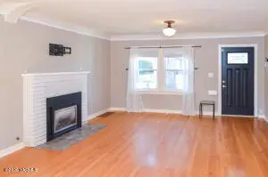 215 N 23rd Ave, Yakima, WA 98902 - #3