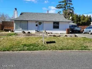 1014 S 36th Ave, Yakima, WA 98902 - #1