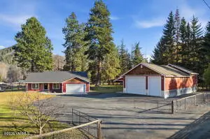 121 Rattlesnake Ln, Naches, WA 98937 - #1