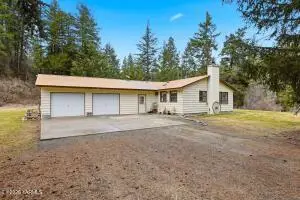 17580 Hwy 410, Naches, WA 98937 - #1