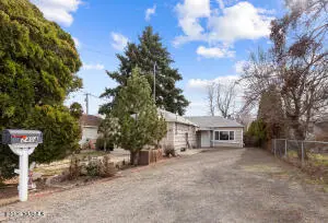 2404 Willow St, Yakima, WA 98902 - #2