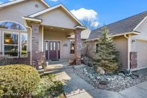 61 Nagler Ct, Selah, WA 98942 - #3