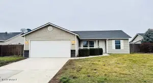 815 Jessica Ct, Grandview, WA 98930