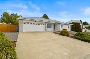 5305 Tumac Dr, Yakima, WA 98901 - #2