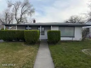 317 W 10th Ave, Kennewick, WA 99336