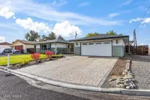 902 S 50th Ave, Yakima, WA 98908 - #3