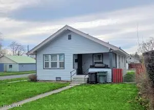 712 S 12th Ave, Yakima, WA 98902 - #2