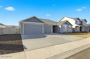 5050 Woolsey Rd, Yakima, WA 98903 - #3