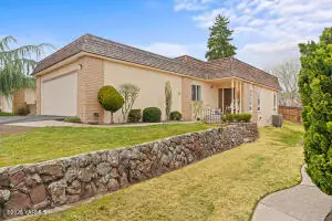 32 Crest Cir, Yakima, WA 98908 - #1