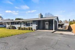 312 N 29th Ave, Yakima, WA 98902 - #1