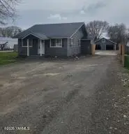 360 S Kershaw Dr, Yakima, WA 98908 - #3