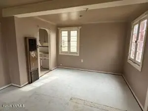 921 S 11th Ave, Yakima, WA 98902 - #3