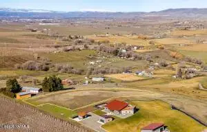 NKA Desmarais Rd, Moxee, WA 98936 - #1