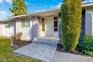619 N 32nd Ave #13, Yakima, WA 98902