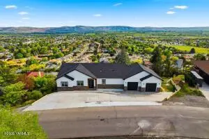 7920 Englewood Crest Dr, Yakima, WA 98908 - #1