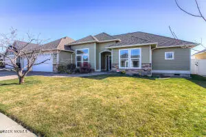 2005 S 87th Ave, Yakima, WA 98903 - #3