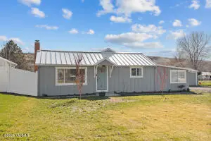 240 Wise Acre Rd, Yakima, WA 98901 - #2