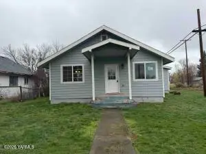 400 First St, White Swan, WA 98952