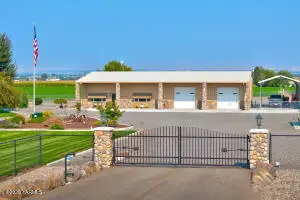 2101 Forsell Rd, Grandview, WA 98930 - #2