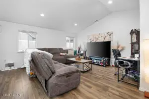 620 Pappys Way, Grandview, WA 98930 - #3