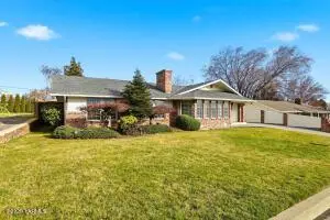 119 N 46th Ave, Yakima, WA 98908 - #3