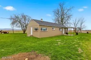 13951 Fort Rd, White Swan, WA 98952 - #3
