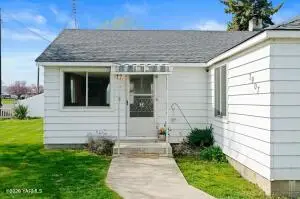 7907 Meadowbrook Rd, Yakima, WA 98903 - #2
