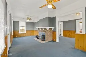 813 N 2nd St, Yakima, WA 98901 - #3