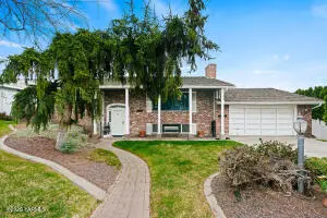 801 S 69th Ave, Yakima, WA 98908 - #2