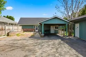 205 S 50th Ave, Yakima, WA 98908 - #1