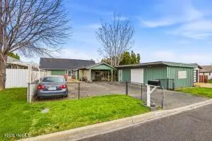 205 S 50th Ave, Yakima, WA 98908