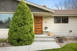 801 S 58th Ave, Yakima, WA 98908 - #3