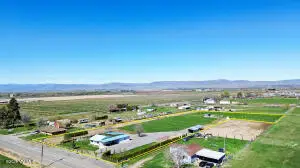 6931 Progressive Rd, Wapato, WA 98951 - #1