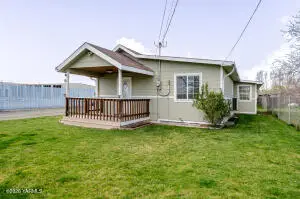 1622 S 14th St, Yakima, WA 98901 - #2