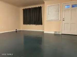 806 S 25th Ave, Yakima, WA 98902 - #2