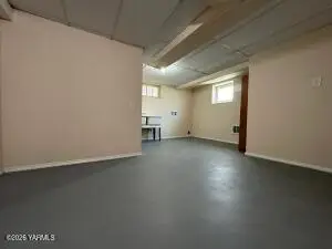 806 S 25th Ave, Yakima, WA 98902 - #3