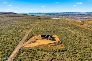 232 Harvest View Dr, Selah, WA 98942