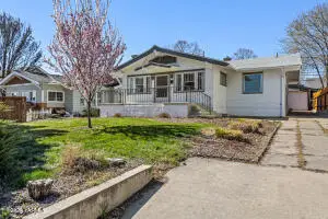 216 S 16th Ave, Yakima, WA 98902 - #2