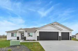 1616 Castlewood Ct #(Phase 11 Lot 305) Spec, Grandview, WA 98930 - #1