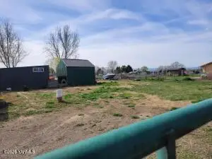 130 Green Giant Rd, Mabton, WA 98935 - #3