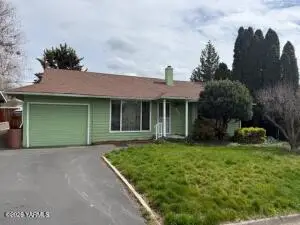 923 S Rose Pl, Yakima, WA 98902 - #1