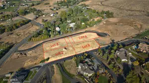 NKA Scenic Vista Ct #2-5, Yakima, WA 98908