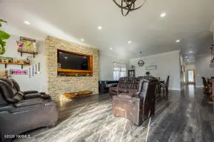308 Ivone Dr, Sunnyside, WA 98944 - #3